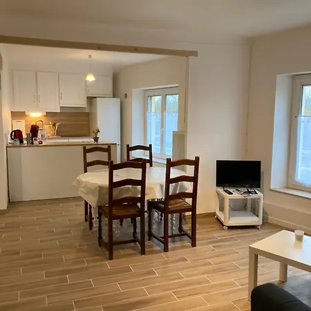Spacieux A 3min Du Centre Apartment *
